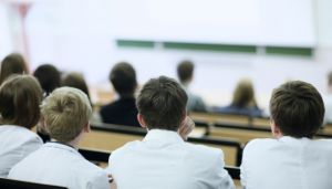 За державний кошт у приватних вишах  цьогоріч навчатимуться 43 студенти