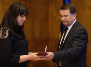 Орден Богдана Хмельницького — дружині загиблого героя