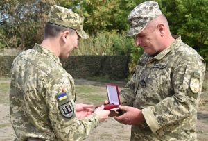 Спеціалісти з радіоелектронної боротьби  отримали відзнаки