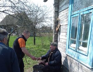Рівненщина: Комори взяли в облогу старість і болота