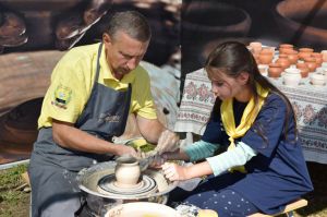 Донеччина: Історична реконструкція долучає до традицій