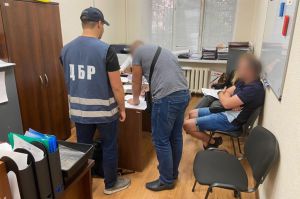 Дніпро: Вибивали зізнання катуваннями