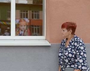 Через недостатню кількість щеплених школи та виші переходять на дистанційку