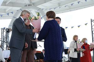 Лікарі та переселенці отримали квартири