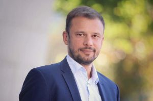 Ви є провідниками знань...