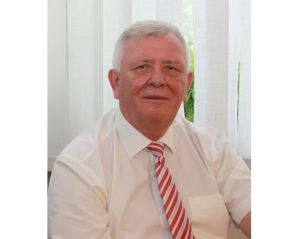 На першому плані — захист людей праці та оздоровлення