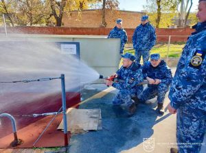 Живучість корабля забезпечували курсанти