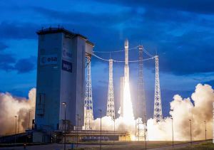У космосі знову ракета з нашим двигуном
