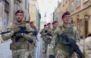 Слідуй за мною — роби як я!