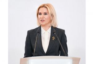 Важливо зберегти  цінності народовладдя