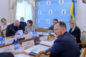 У центрі уваги — кіногалузь, книговидання, телебачення і радіомовлення