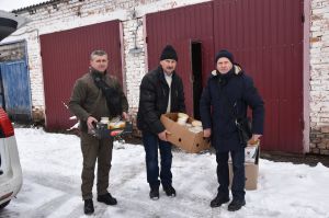 Рівненщина: Мед на передову