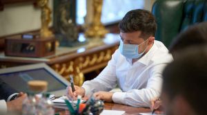Про внесення змін до деяких законодавчих актів України щодо скасування маркування контрольними марками примірників аудіовізуальних творів, фонограм, відеограм, комп’ютерних програм, баз даних