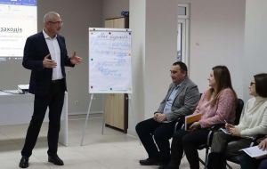 Долучають до процесів державотворення