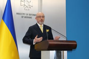 Міністр оборони: «Розраховуємо на дипломатичне врегулювання як на базовий сценарій»