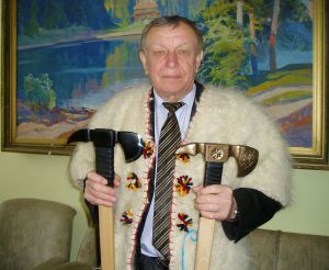Директор ліцею Василь Маринець відроджує дух і ремесла пращурів 