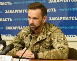 Чоловіки, які приїжджають на Закарпаття, протягом 24-х годин мають стати на військовий облік