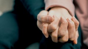 Перша психологічна допомога людям, яких «накрило»