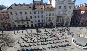 Ціна війни: 109 дитячих візочків – як символ 109 вбитих росією українських дітей