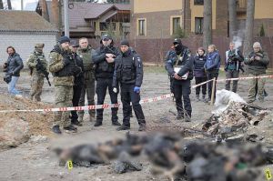 Розстріляли і спалили: В Бучі виявили 6 тіл громадян страчених окупантом