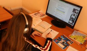 Майже 71 тисяча переміщених дітей долучились до навчання в інших областях