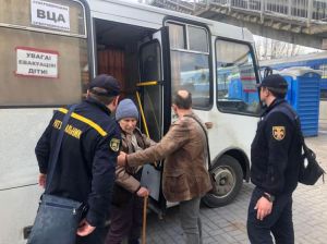 В обстрілюваних ворогом містах залишаються 70 тисяч цивільних людей 