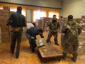 До військового шпиталю відправили вантаж із медикаментами 