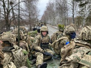 Людям, які мають особливі заслуги в обороні України, треба встановити щомісячне грошове забезпечення