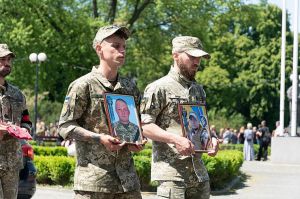 Ужгород попрощався з Олександром Сєроусовим і Робертом Мадяром
