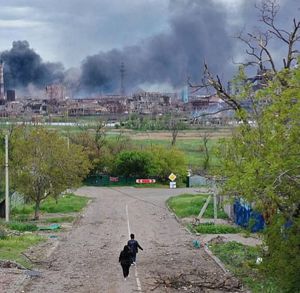 Відвідини Маріуполя тепер – дорога в один кінець