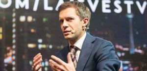 Ми вдячні журналісту і телеведучому із Литви Андрюсу Тапінасу за дієву підтримку України