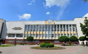 У боротьбі за талановиту молодь із зони окупації виграє український виш