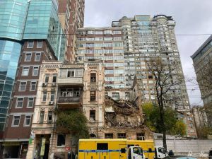 Будинок на Жилянській  просять відновити