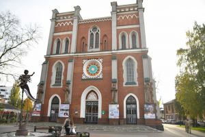Князівські усипальниці та потаємні кімнати органного залу