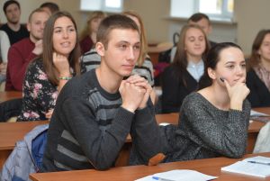Дітей захисників України та студентів з небезпечних територій переведуть на бюджетні місця