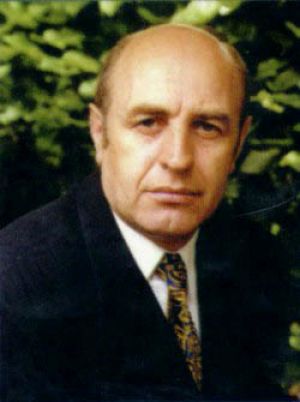 Крадуть наших дітей століттями…