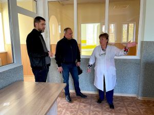 Голова облради та народний депутат  перевірили умови проживання підлітків