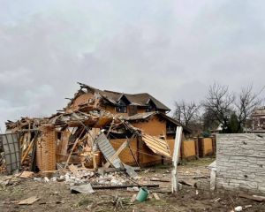 У Дніпрі внаслідок ракетного удару кількість поранених зросла до 13 осіб