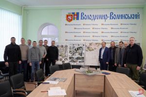 Площа має бути гідна своєї назви