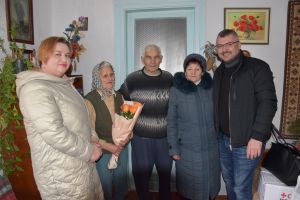 Довгожителів краю привітали  з ювілеєм та 86-річчям