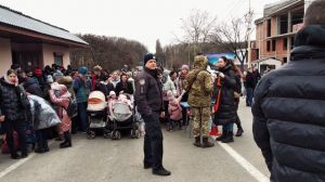 ... А через кілька годин із країн ЄС уже прибули  перші вантажівки з гуманітаркою