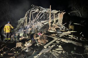 Ворог завдав ракетного удару по Пункту незламності у Костянтинівці. Загинули троє жінок