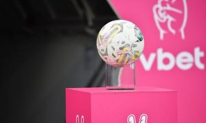 Футбол: Чемпіонські перегони тривають