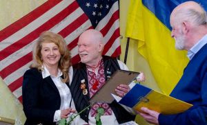 Колишній морпіх США передав для ЗСУ понад сто тисяч гривень