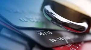 Банки знову блокують  рахунки співгромадян за борги