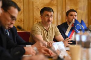 Переваги електронної черги на пунктах пропуску для вантажівок