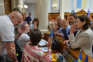 Закликають лідерів та парламенти іноземних держав обмежити в’їзд російським і білоруським спортсменам
