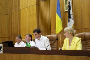 Пріоритет для депутатів — праця на оборону