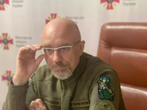 Про відставку Міністра оборони України Резнікова О. Ю.