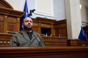 Про призначення Умєрова Р. Е. на посаду Міністра оборони України